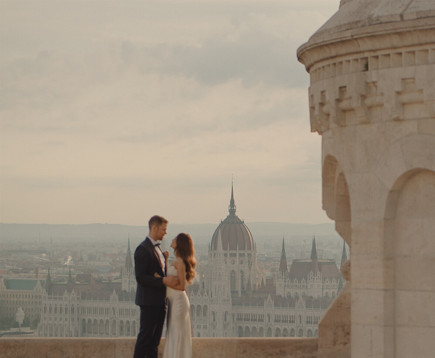 Elegant wedding of Jennifer & Erno in Budapest
